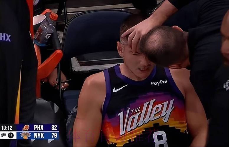 布克复出27分 太阳逆转双杀尼克斯 布克复出27分 太阳逆转双杀尼克斯